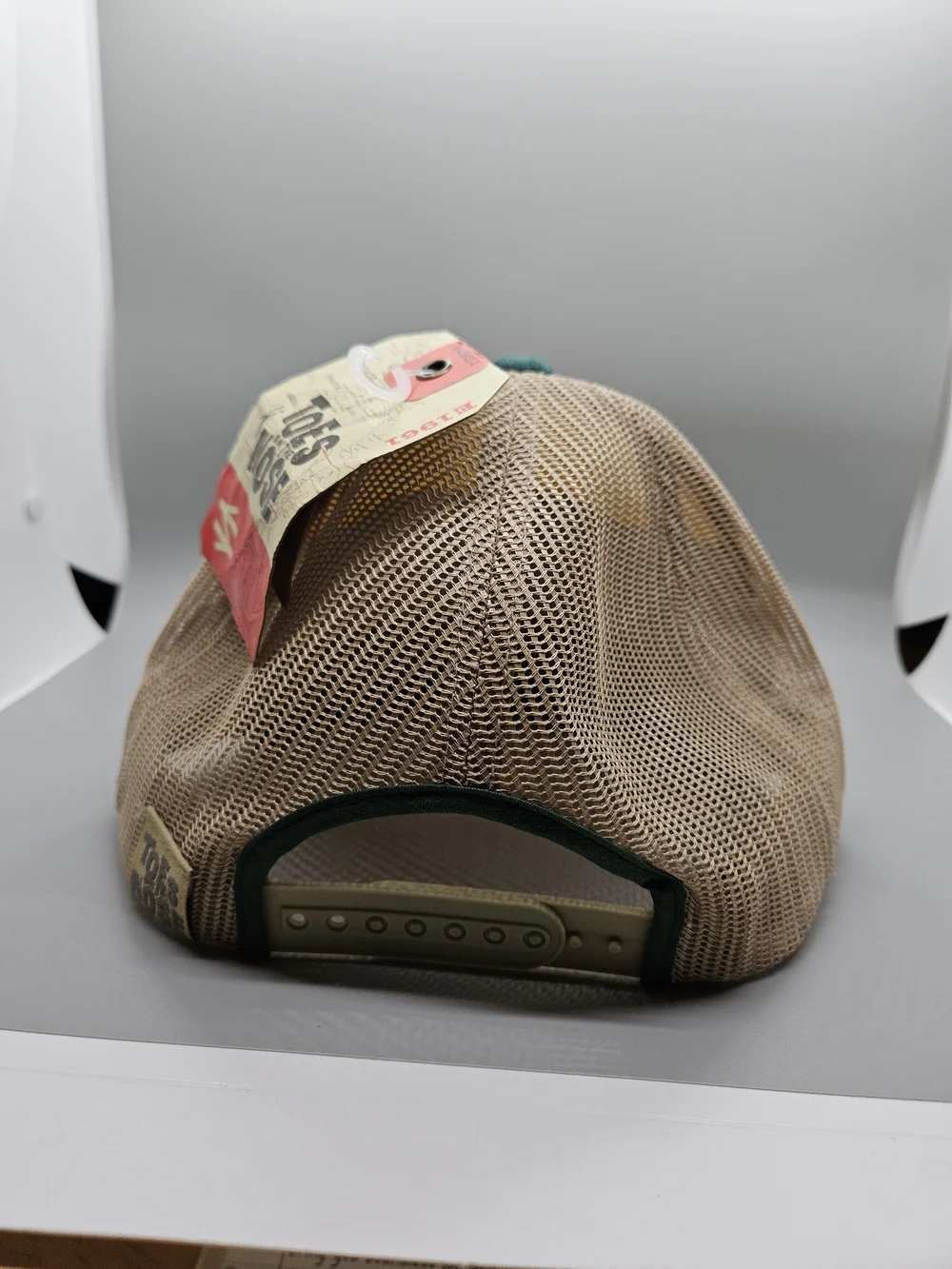 NWT Toes On The Nose One California Day Snapback Trucker Hat Green Tan Bear OSFA